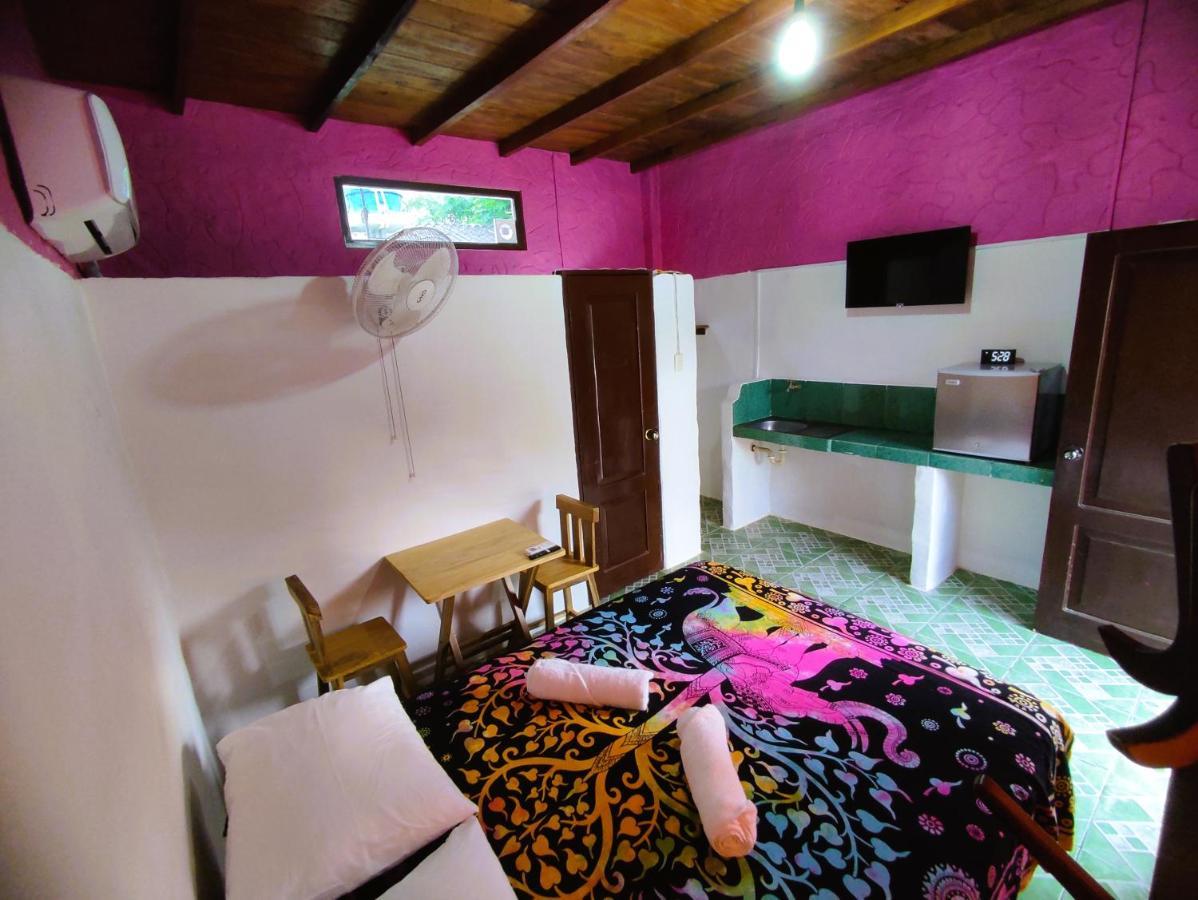 Casa Del Merman At Gaymontanita House Hostal Montañita