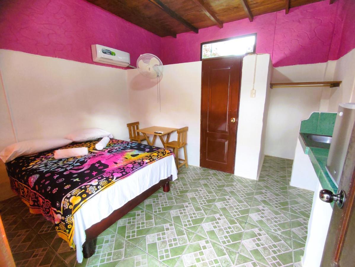 Hostal Casa Del Merman At Gaymontanita House